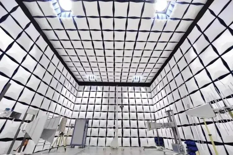 Hvad er EMC? Emissioner og immunitet